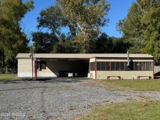 2270 Atchafalaya River Highway, Breaux Bridge, LA 70517