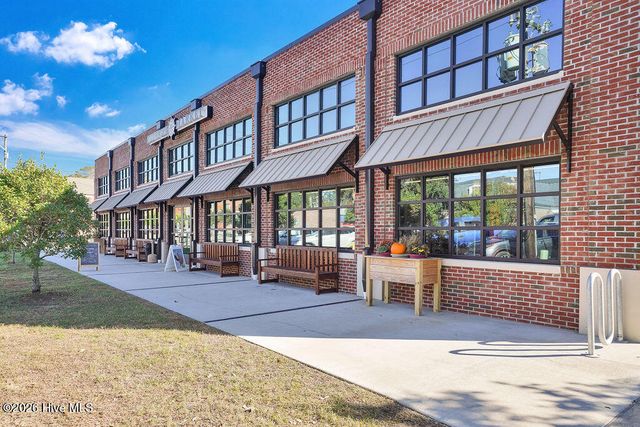 6098 Turtlewood Drive, Southport, NC 28461