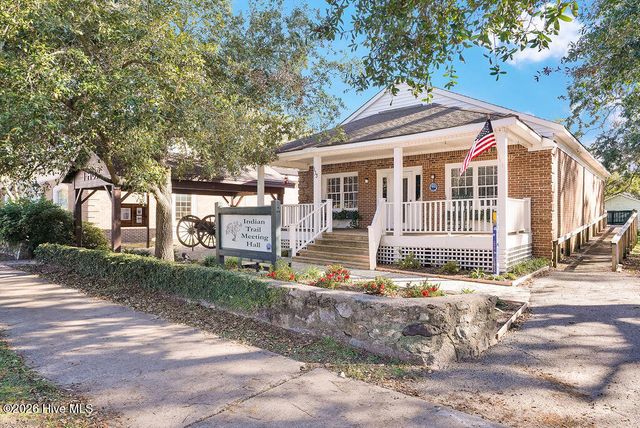 6098 Turtlewood Drive, Southport, NC 28461