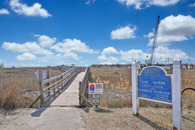 6098 Turtlewood Drive, Southport, NC 28461