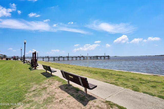 6098 Turtlewood Drive, Southport, NC 28461