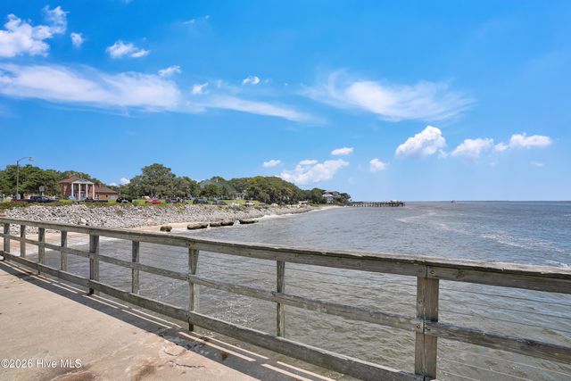 6098 Turtlewood Drive, Southport, NC 28461