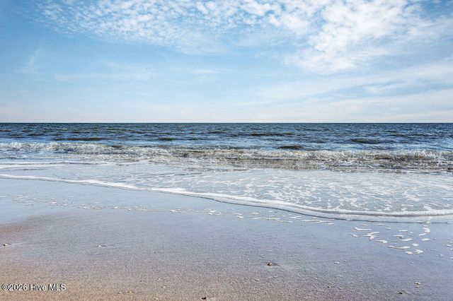 6098 Turtlewood Drive, Southport, NC 28461