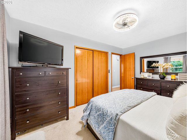 1515 Ne 129TH Pl, Portland, OR 97230
