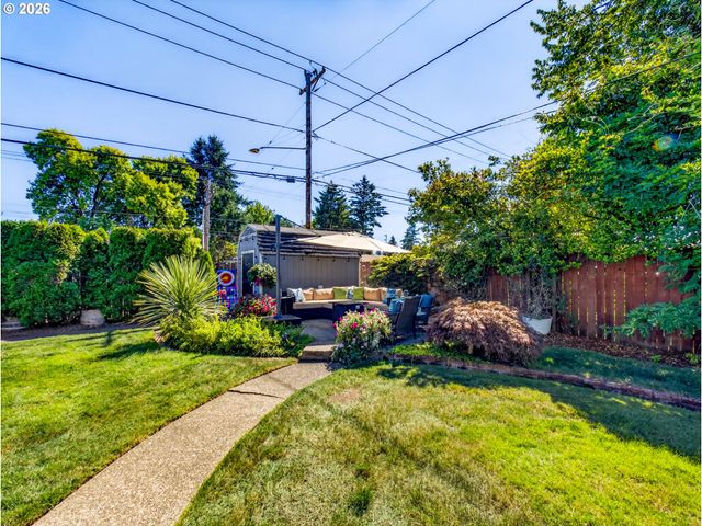 1515 Ne 129TH Pl, Portland, OR 97230