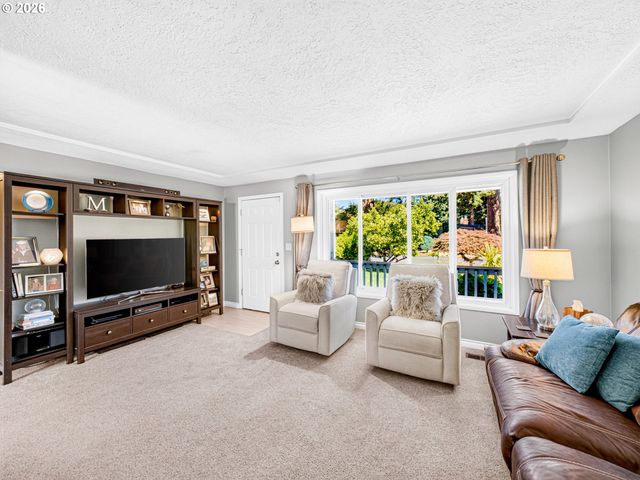 1515 Ne 129TH Pl, Portland, OR 97230