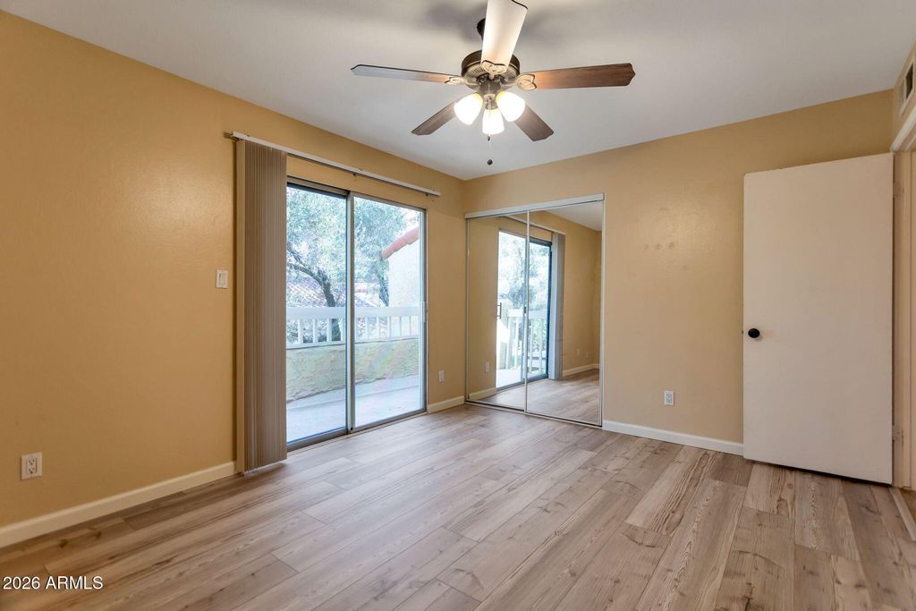 Image 12 of property listing at 6540 N 7TH Avenue 42, Phoenix, AZ 85013