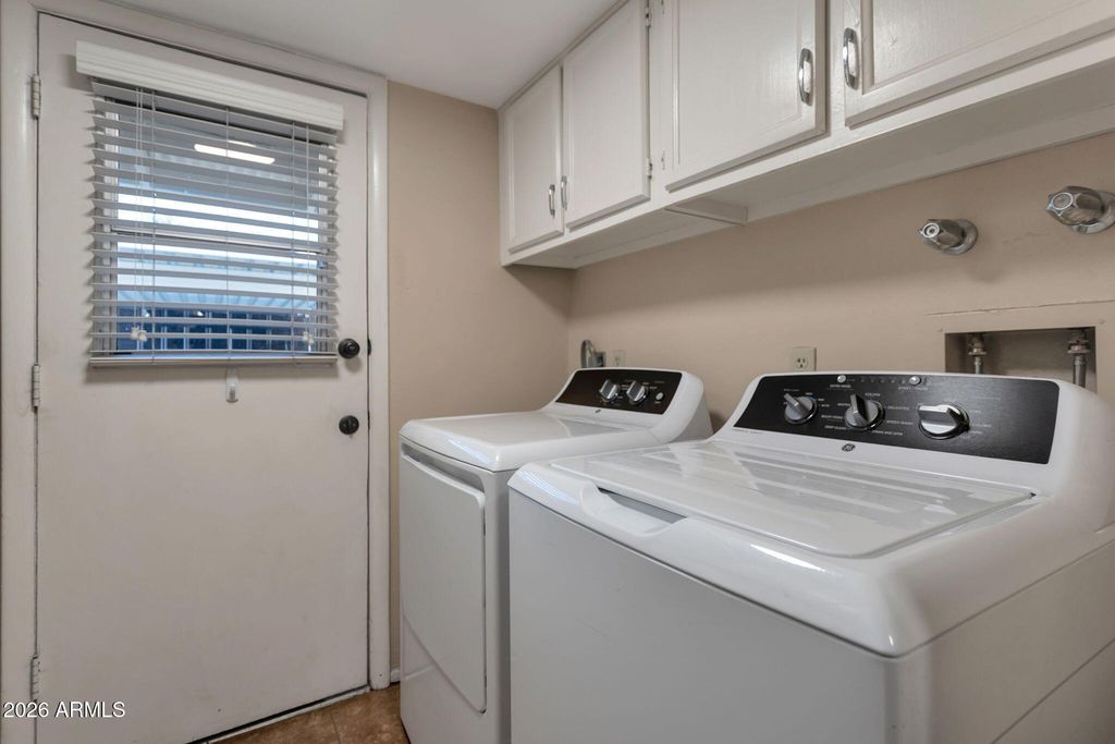 Image 14 of property listing at 6540 N 7TH Avenue 42, Phoenix, AZ 85013
