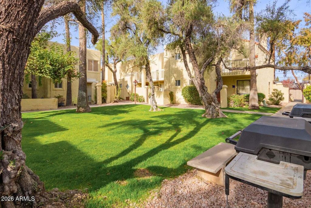Image 17 of property listing at 6540 N 7TH Avenue 42, Phoenix, AZ 85013