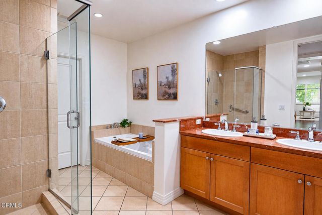 742 Locust 202, Pasadena, CA 91101