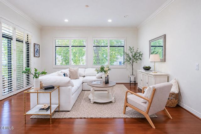 742 Locust 202, Pasadena, CA 91101