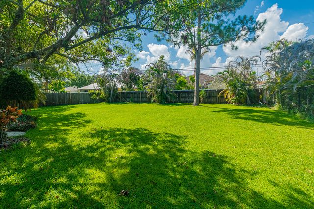 308 SW De Gouvea Terrace, Port St. Lucie, Port St Lucie, FL 34984
