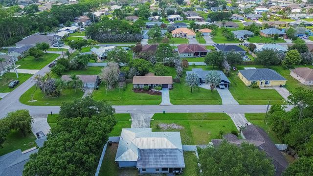 308 SW De Gouvea Terrace, Port St. Lucie, Port St Lucie, FL 34984