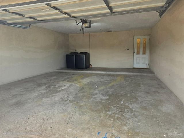 502 W Albatross Avenue, Pharr, TX 78577