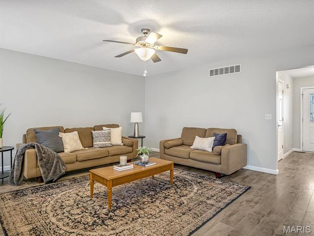 134 Colonial Drive, Hamel, IL 62046