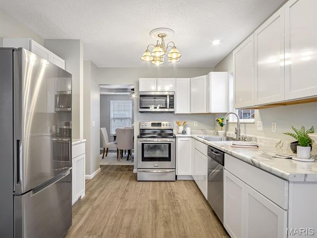 134 Colonial Drive, Hamel, IL 62046