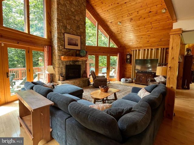459 WINDY PINES RD, Front Royal, VA 22630