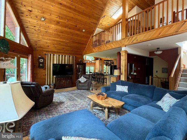 459 WINDY PINES RD, Front Royal, VA 22630