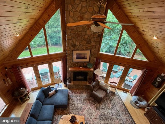 459 WINDY PINES RD, Front Royal, VA 22630