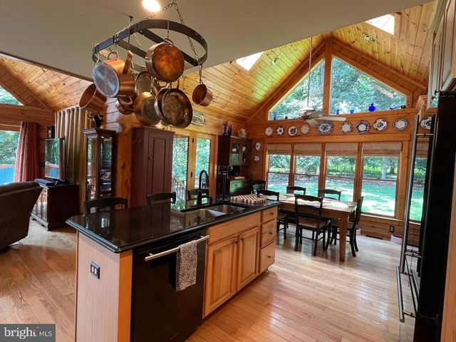 459 WINDY PINES RD, Front Royal, VA 22630