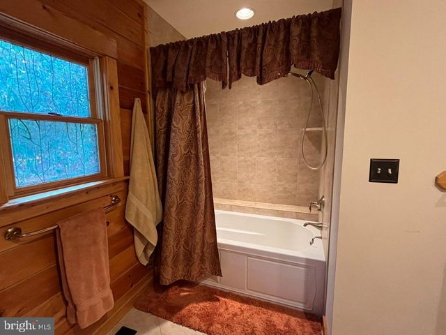 459 WINDY PINES RD, Front Royal, VA 22630
