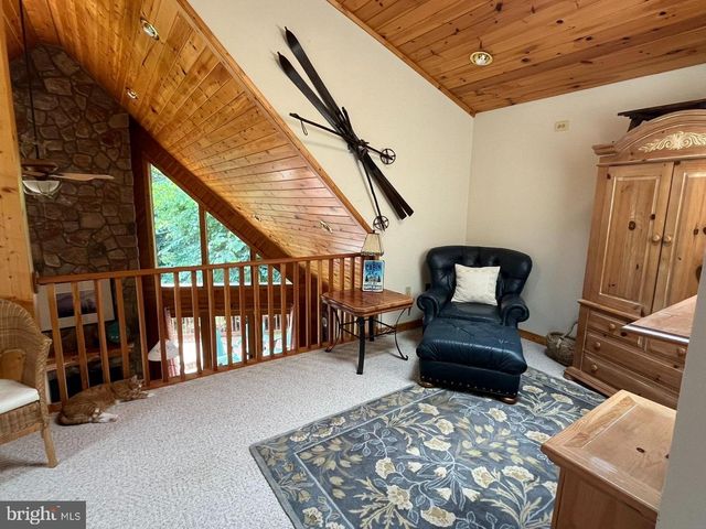 459 WINDY PINES RD, Front Royal, VA 22630
