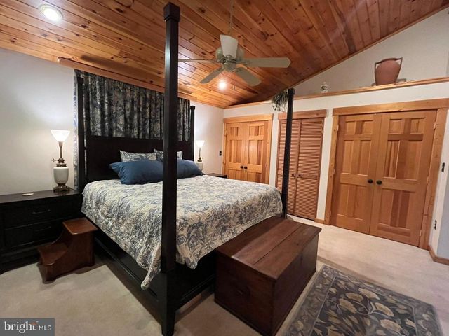 459 WINDY PINES RD, Front Royal, VA 22630
