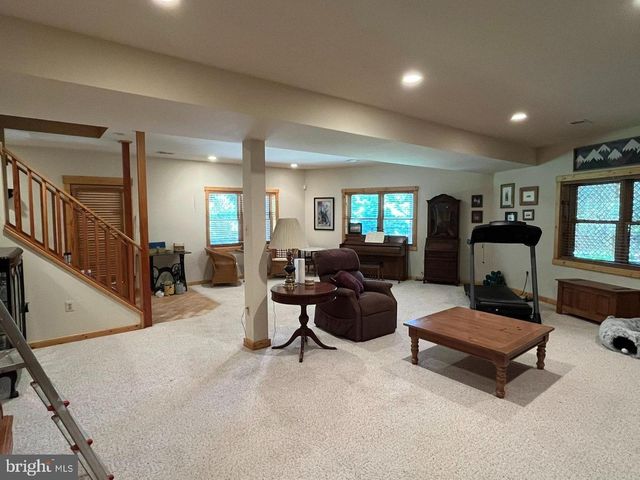 459 WINDY PINES RD, Front Royal, VA 22630