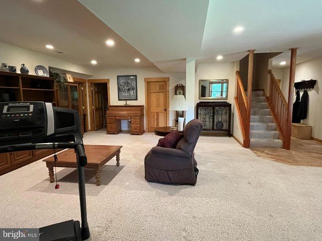 459 WINDY PINES RD, Front Royal, VA 22630