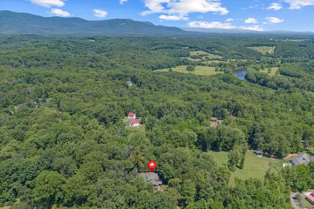 459 WINDY PINES RD, Front Royal, VA 22630