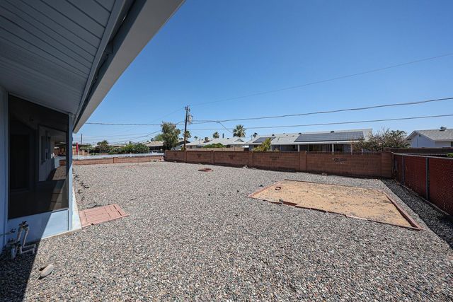 11033 W Elk Avenue, Sun City, AZ 85351
