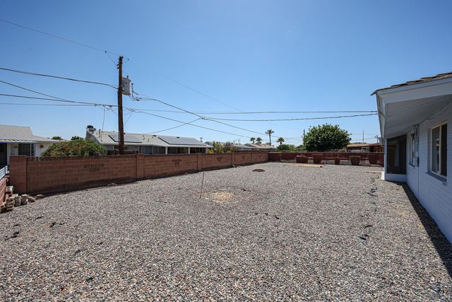 11033 W Elk Avenue, Sun City, AZ 85351