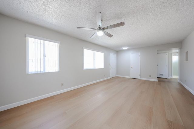 11033 W Elk Avenue, Sun City, AZ 85351