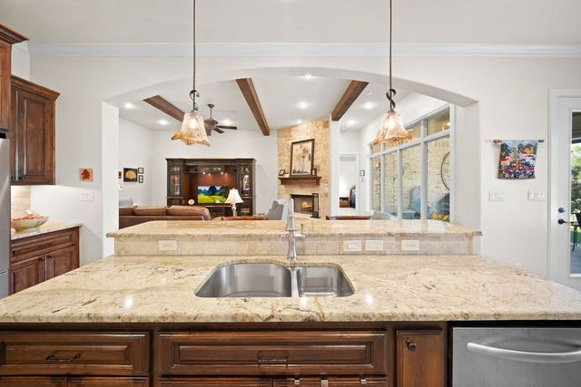 7311 Cross Road, Tyler, TX 75703