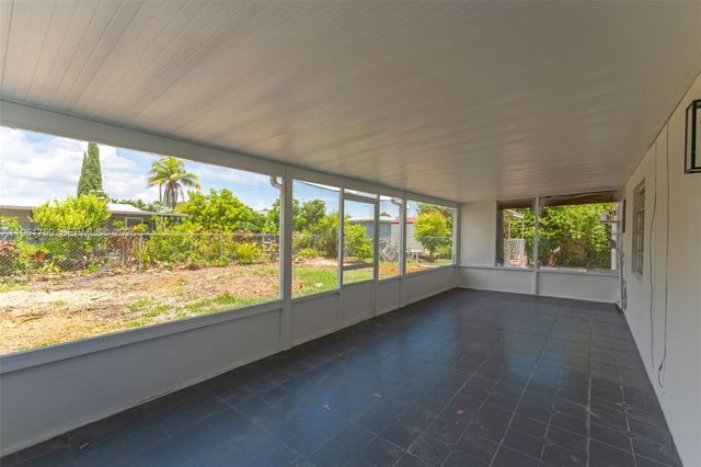 11711 SW 181st Ter, Miami, FL 33177