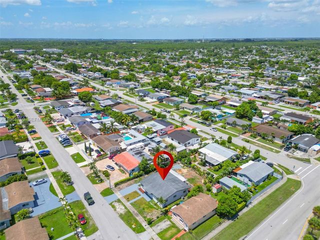 11711 SW 181st Ter, Miami, FL 33177