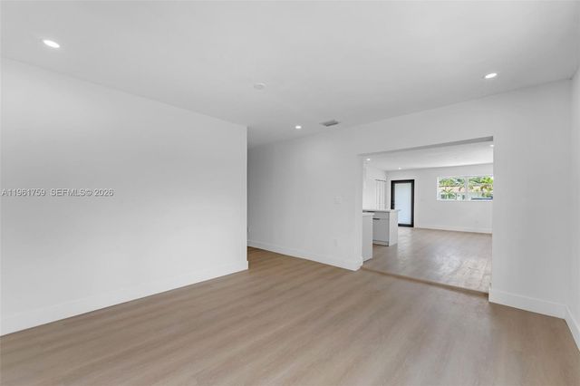 11711 SW 181st Ter, Miami, FL 33177