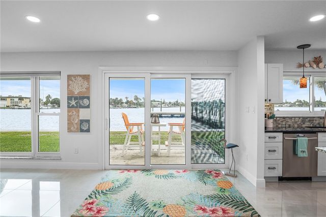 1564 Thumb Point Drive, Fort Pierce, FL 34949