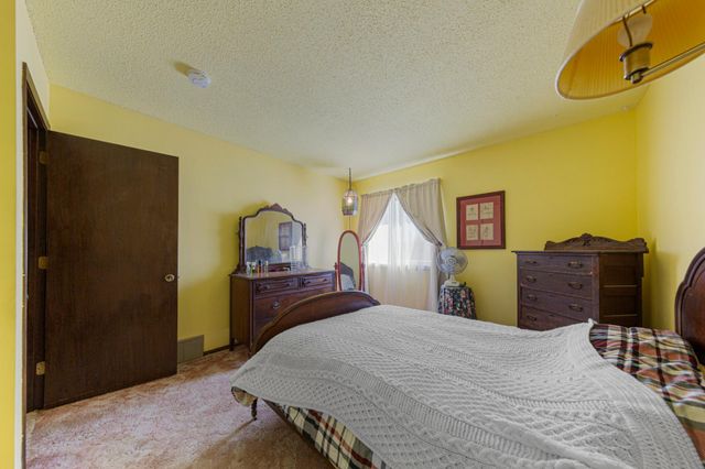 3955 Dawn Way, Inver Grove Heights, MN 55076