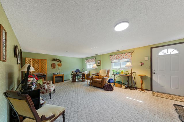 3955 Dawn Way, Inver Grove Heights, MN 55076