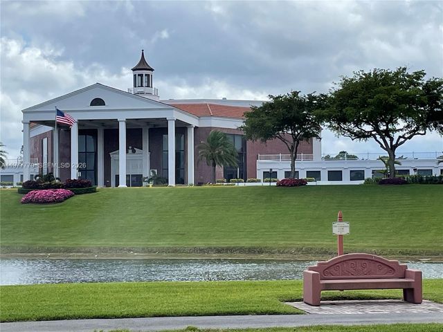 145 Newport J 145, Deerfield Beach, FL 33442