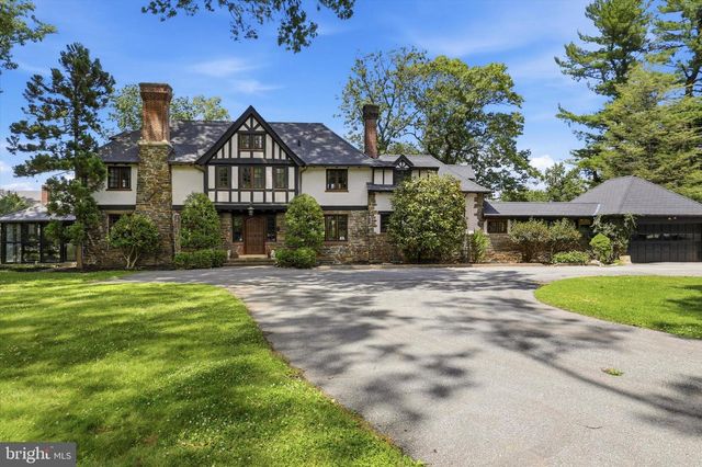 422 DONALYN LN, Berwyn, PA 19312