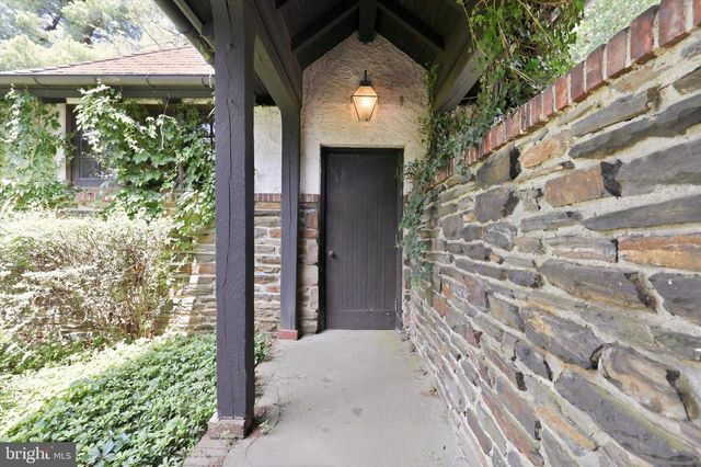 422 DONALYN LN, Berwyn, PA 19312