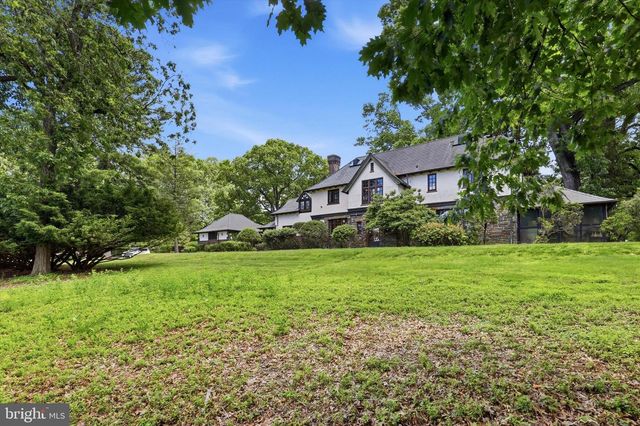 422 DONALYN LN, Berwyn, PA 19312