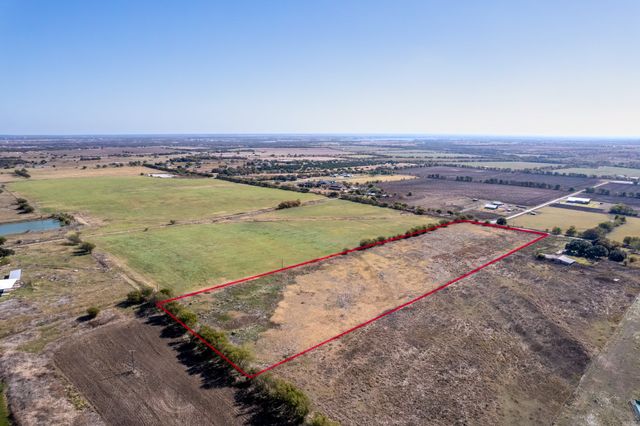5814 Woodard Avenue, Cleburne, TX 76033