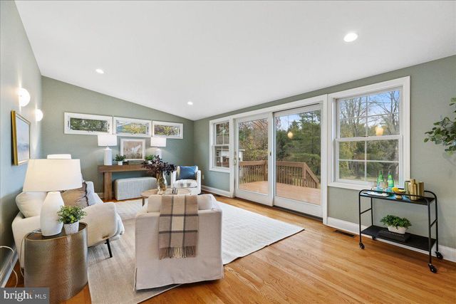 119 POE RD, Princeton, NJ 08540