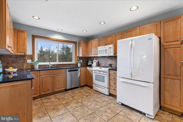 119 POE RD, Princeton, NJ 08540