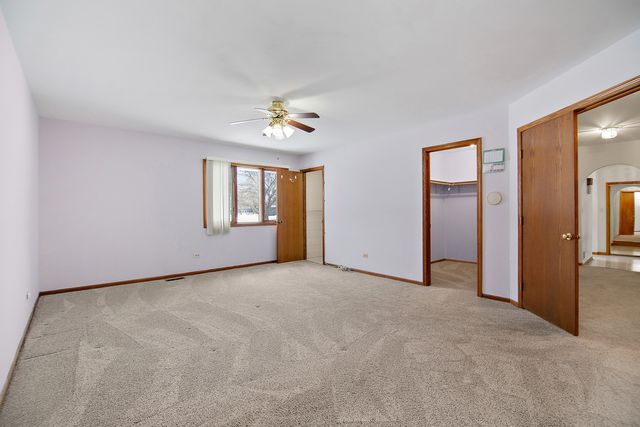 13335 Silver Fox Drive, Lemont, IL 60439