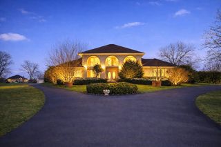 13335 Silver Fox Drive, Lemont, IL 60439