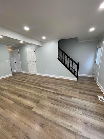 42 Ravine Ridge Drive S, Powell, OH 43065
